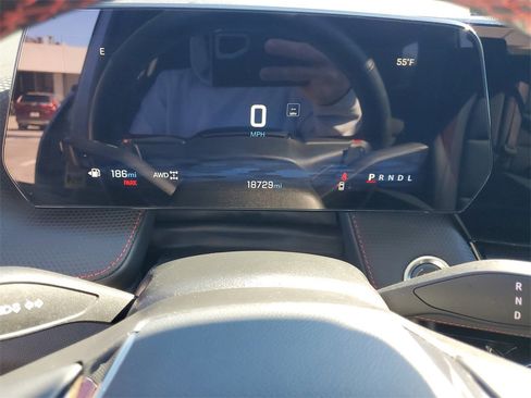 Certified 2026 Chevrolet Equinox RS w/ Convenience Package III image 28