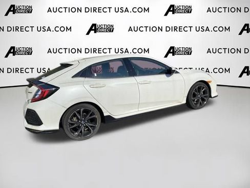 Used 2018 Honda Civic Sport image 6