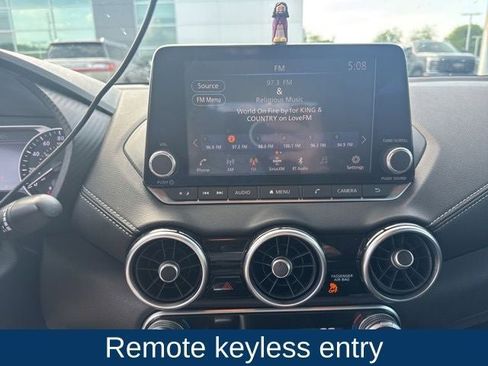 Used 2020 Nissan Sentra SV FWD image 11