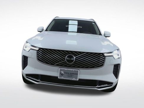 New 2026 Volvo XC90 T8 Ultra w/ Lounge Package AWD/4WD image 3