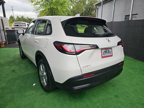 Used 2024 Honda HR-V LX image 6
