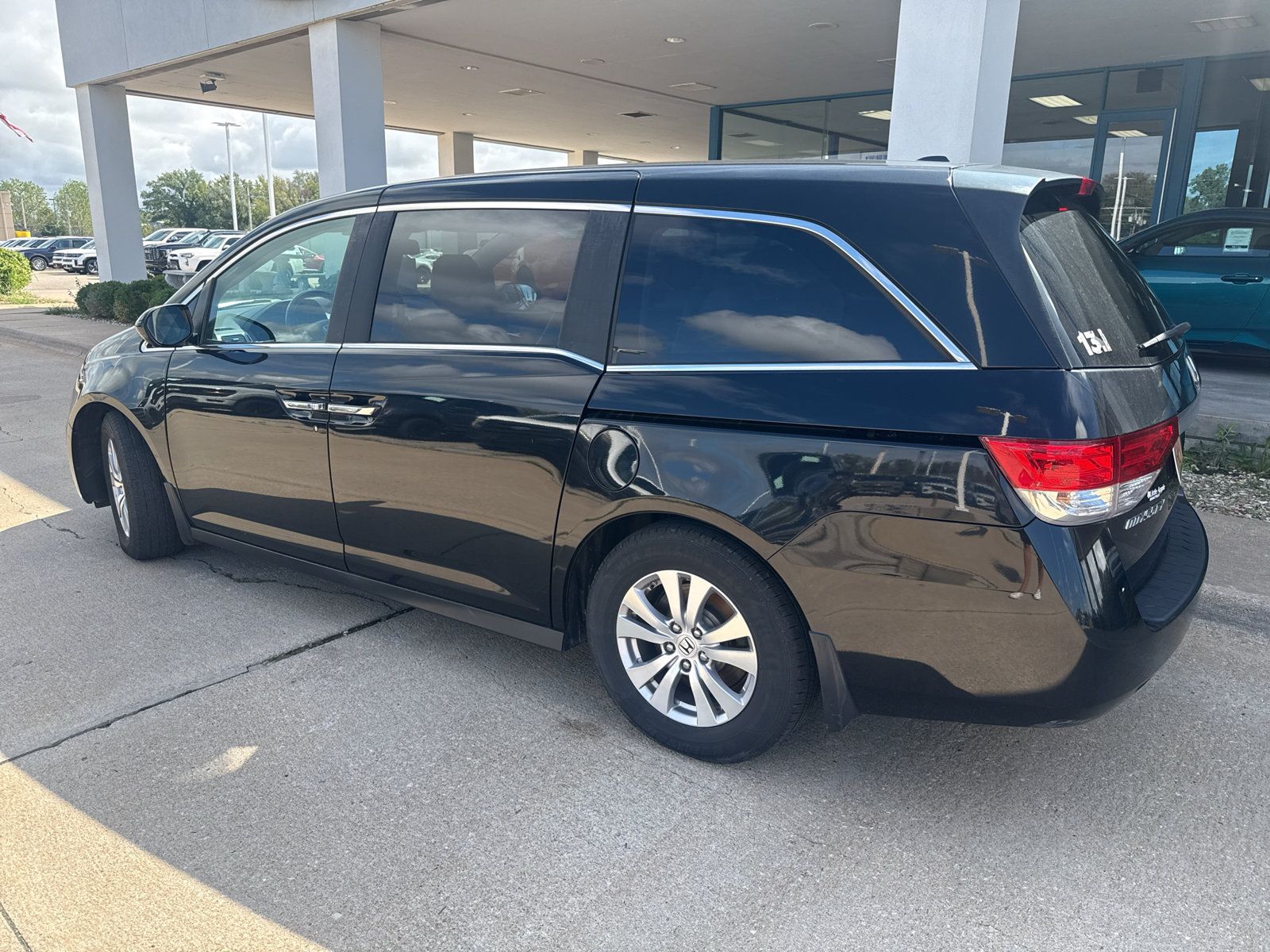 Used 2016 Honda Odyssey EX-L image 12