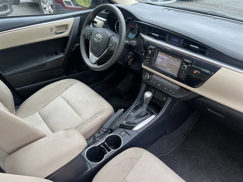 Used 2014 Toyota Corolla LE FWD image 15