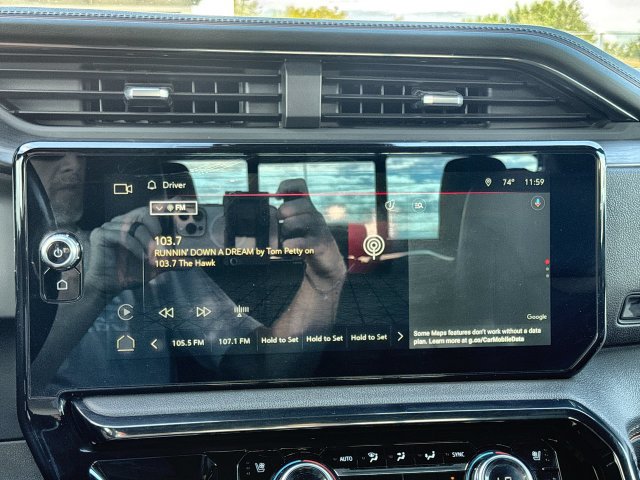 Used 2023 GMC Sierra 1500 AT4 w/ AT4 Premium Package AWD/4WD image 16