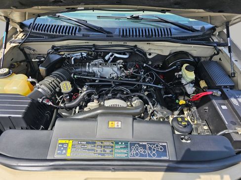 Used 2004 Mercury Mountaineer Premier image 17