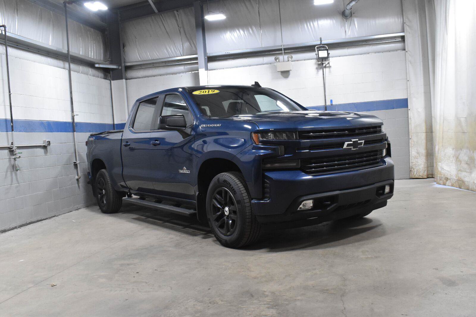 Used 2019 Chevrolet Silverado 1500 RST AWD/4WD image 25