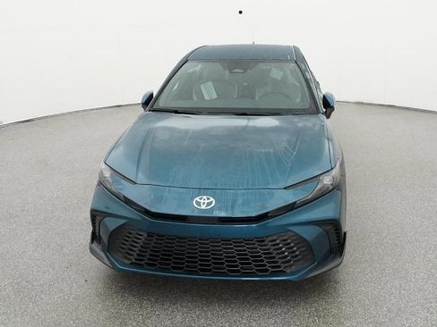 New 2026 Toyota Camry SE image 2