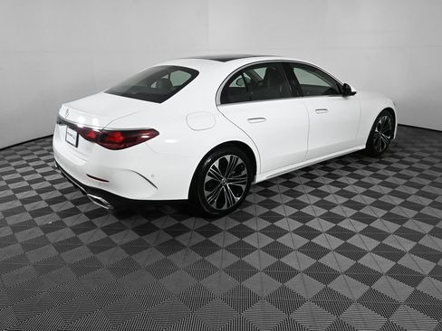 Used 2025 Mercedes-Benz E 350 Sedan image 25