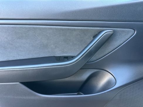 Used 2019 Tesla Model 3 Mid Range RWD image 11