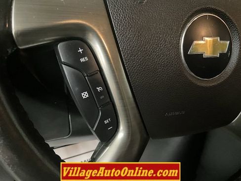 Used 2018 Chevrolet Express 2500 w/ Driver Convenience Package RWD image 22