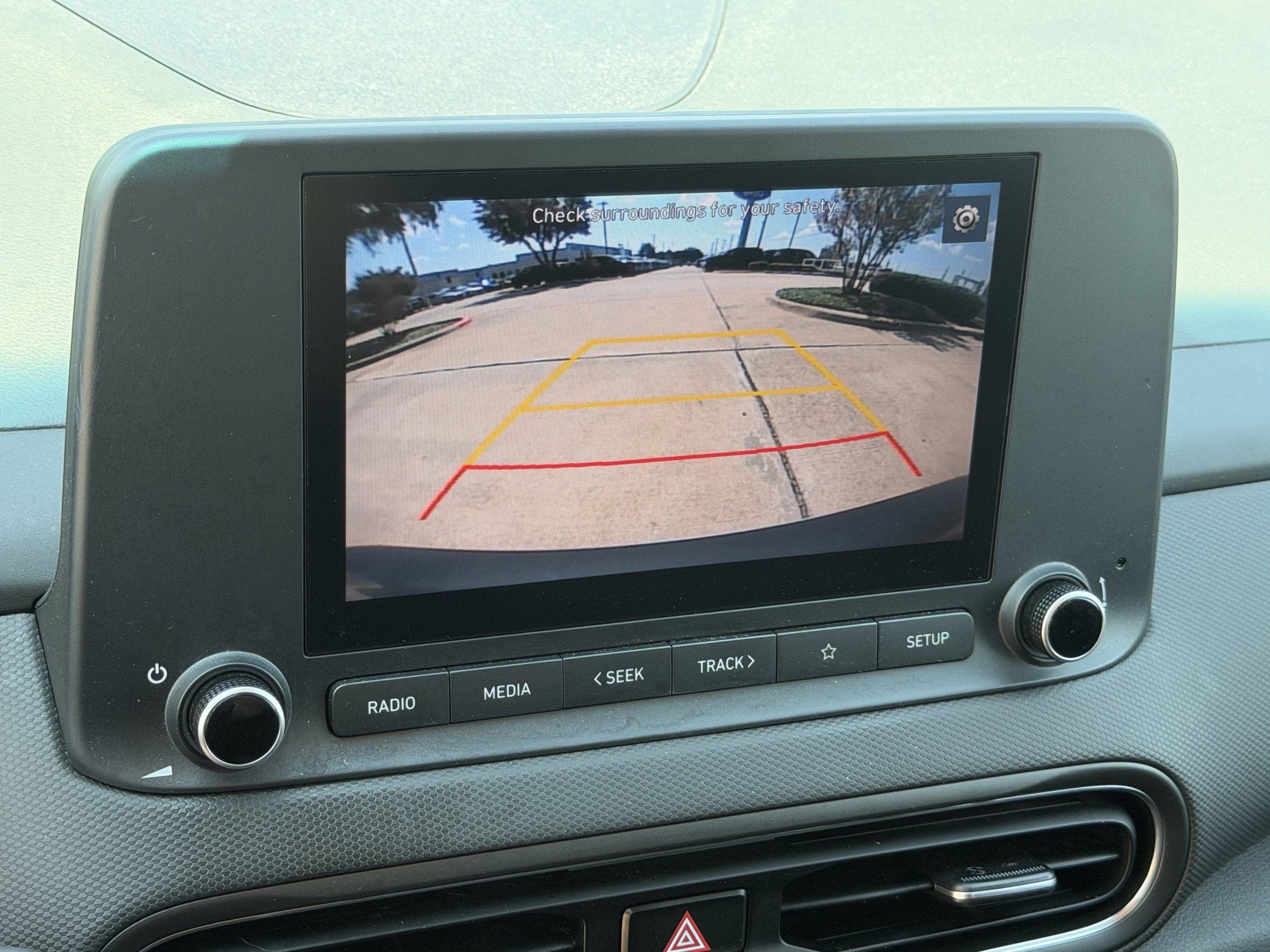 Used 2023 Hyundai Kona SEL AWD/4WD image 17