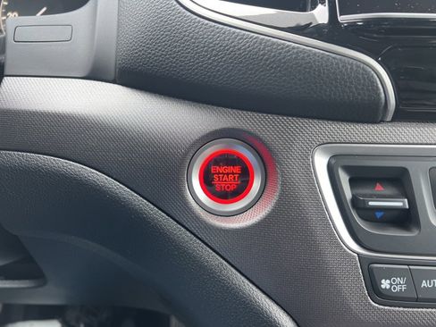 Used 2025 Honda Ridgeline RTL image 15