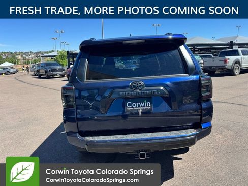 Used 2023 Toyota 4Runner TRD Off-Road Premium w/ Moonroof Package AWD/4WD image 7