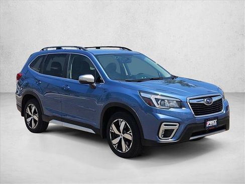 Used 2020 Subaru Forester Touring AWD/4WD image 3