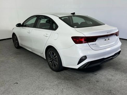 Used 2022 Kia Forte LXS image 5