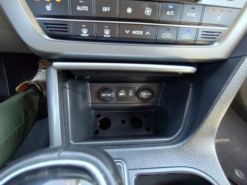 Used 2015 Hyundai Sonata Sport w/ Option Group 04 image 22