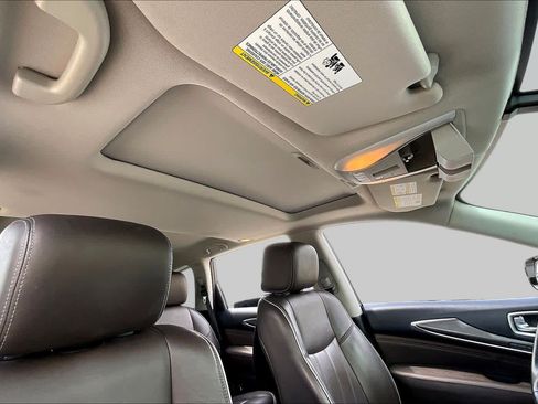 Used 2019 INFINITI QX60 Luxe w/ Essential Package FWD image 13