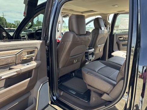 New 2025 RAM 2500 Limited image 31