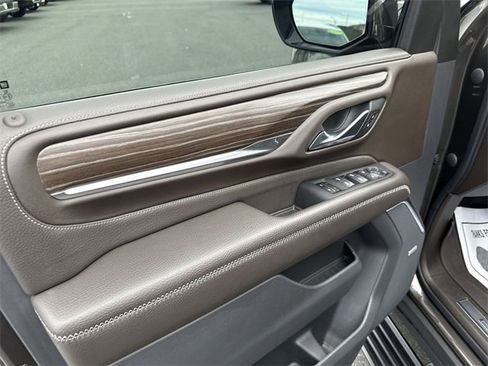 Certified 2021 GMC Yukon Denali w/ Denali Premium Package image 23