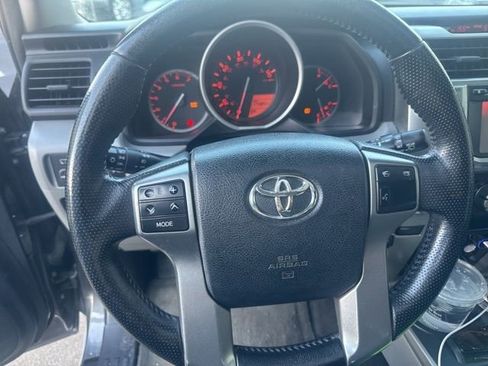 Used 2013 Toyota 4Runner SR5 image 16
