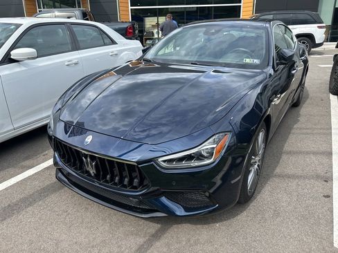 Used 2022 Maserati Ghibli Modena Q4 AWD/4WD image 3