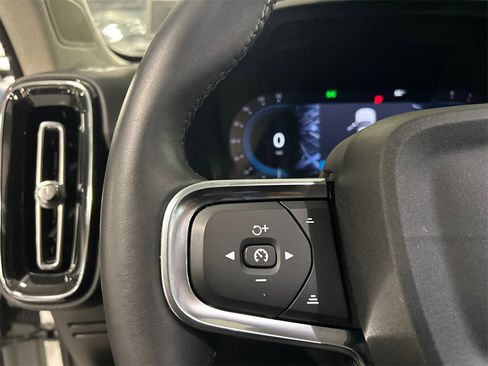 Certified 2025 Volvo XC40 B5 Plus image 13