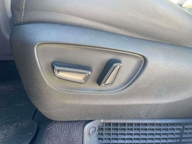 Used 2022 Toyota Sienna LE FWD image 21