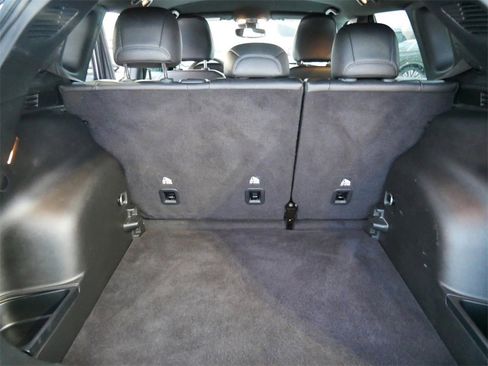 Used 2024 Jeep Compass Limited image 10