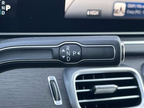 Used 2025 Mercedes-Benz GLE 350 4MATIC image 19