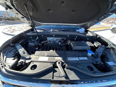 Used 2021 Volkswagen Atlas SEL Premium image 31