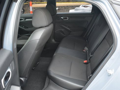 Used 2023 Honda Civic Sport image 21