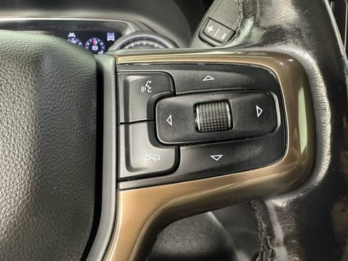 Used 2020 Chevrolet Silverado 1500 High Country w/ Technology Package image 16