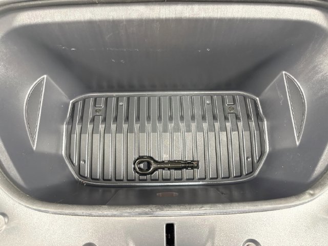 Used 2022 Tesla Model Y Long Range AWD/4WD image 30
