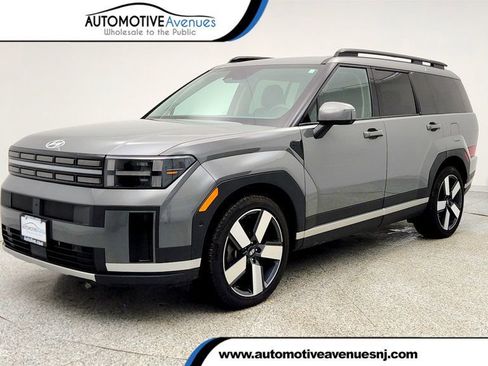 Used 2024 Hyundai Santa Fe Limited image 1