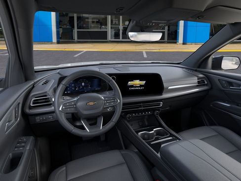 New 2026 Chevrolet Traverse LT image 15