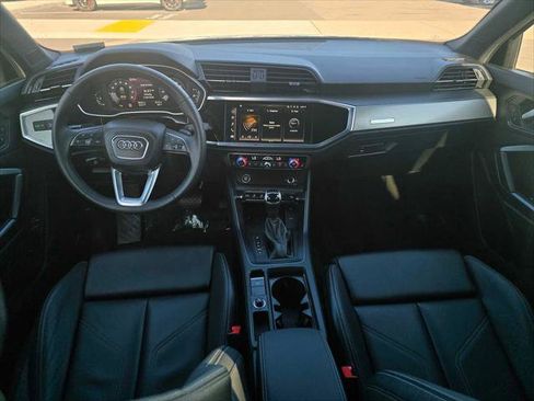 Certified 2025 Audi Q3 2.0T Premium image 19