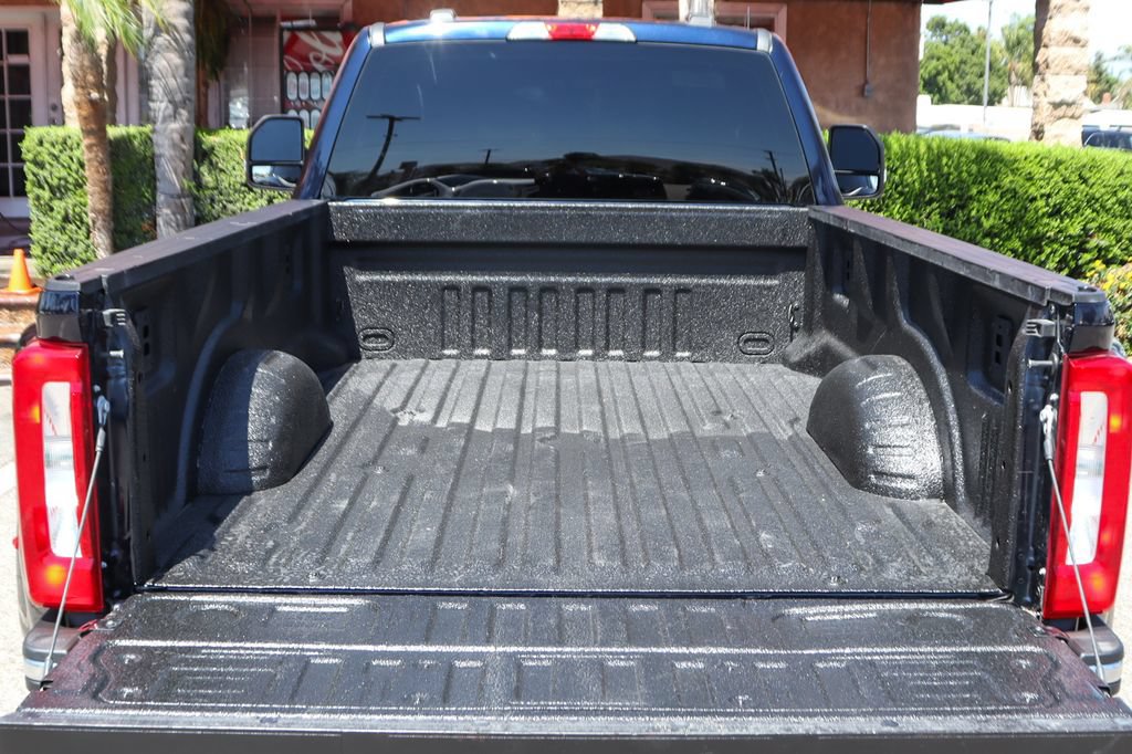 Used 2025 Ford F350 XLT AWD/4WD image 8