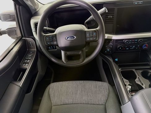 New 2026 Ford F250 XLT w/ XLT Premium Package AWD/4WD image 24
