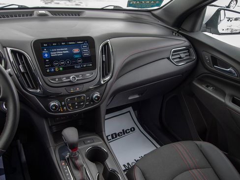 Used 2023 Chevrolet Equinox RS image 15