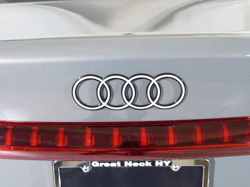 Used 2025 Audi A5 2.0T Premium w/ Convenience Package image 25