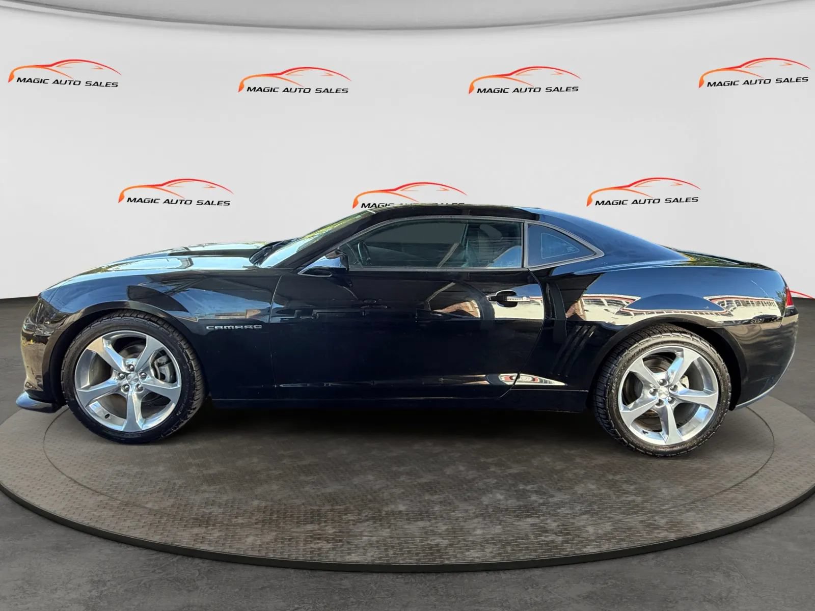 Used 2014 Chevrolet Camaro LT w/ RS Package RWD image 7