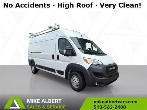 Used 2024 RAM ProMaster 2500 w/ Convenience Group image 1