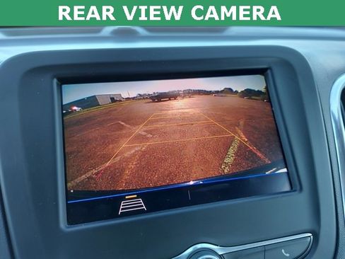 Used 2020 Chevrolet Equinox LT image 4