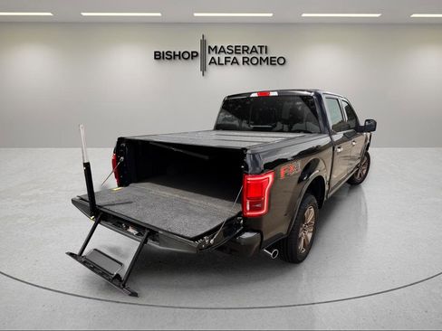 Used 2017 Ford F150 Platinum w/ Equipment Group 701A Luxury AWD/4WD image 5