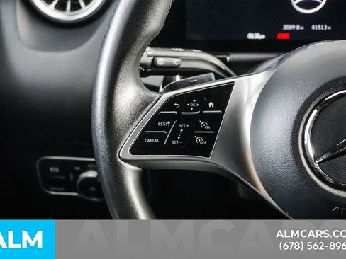 Used 2025 Mercedes-Benz GLA 250 4MATIC image 27