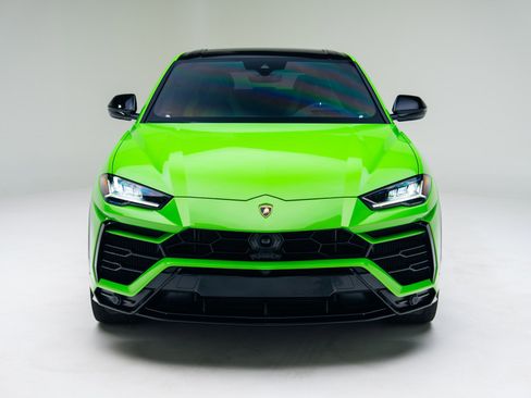 Used 2021 Lamborghini Urus image 12
