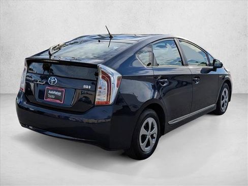 Used 2015 Toyota Prius Two image 5