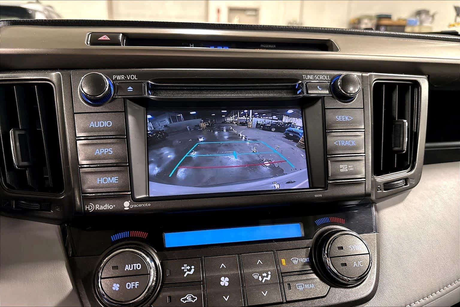 Used 2015 Toyota RAV4 XLE AWD/4WD image 27