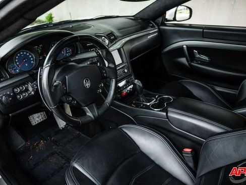 Used 2013 Maserati GranTurismo Sport image 2
