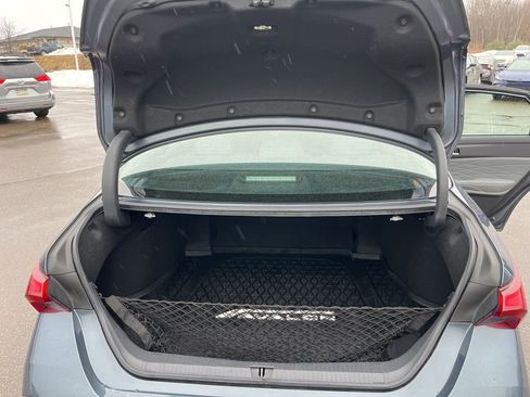 Used 2019 Toyota Avalon Limited w/ Advanced Safety Package image 13